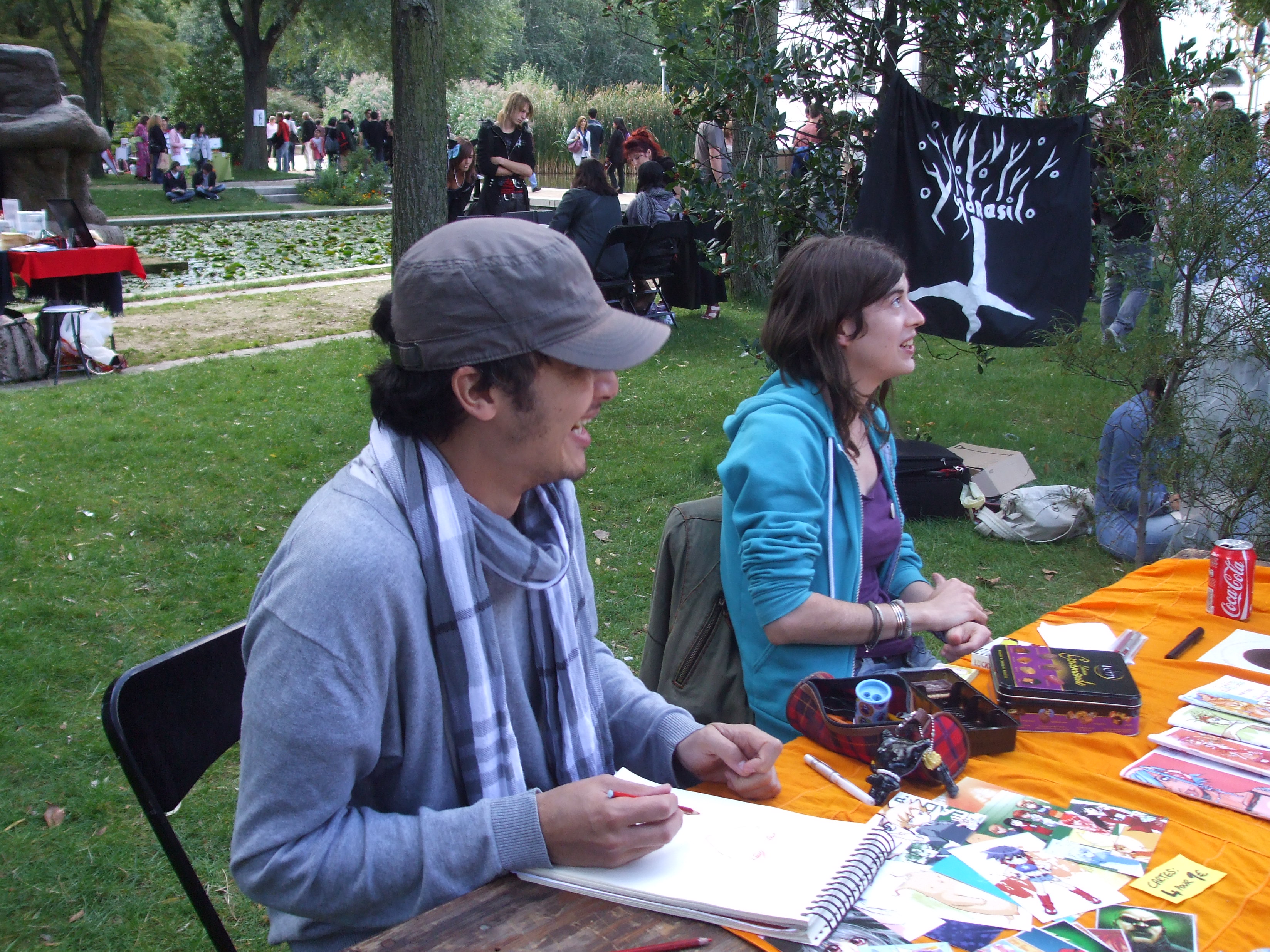 Raf et Dara sur leur stand